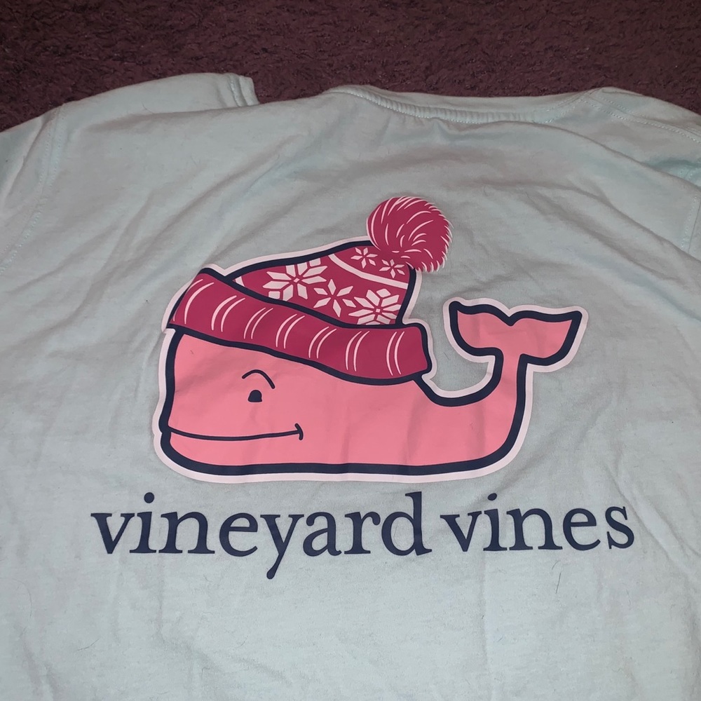 *Limited* Xmas Edition Vineyard Vines Tee